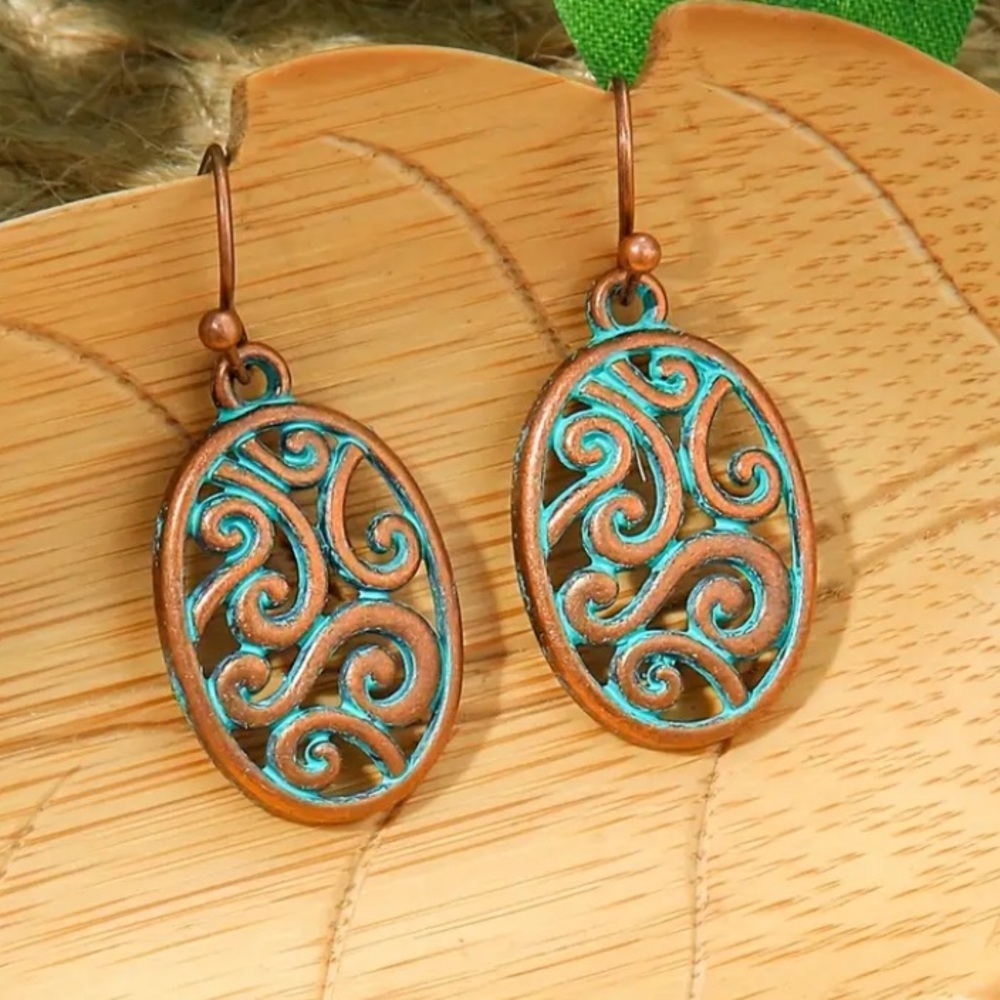 NEW The Roz dangle Earrings Celtic Copper color Oval Filigree - Boutique